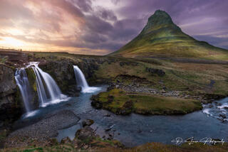 Kirkjufell Mountain 